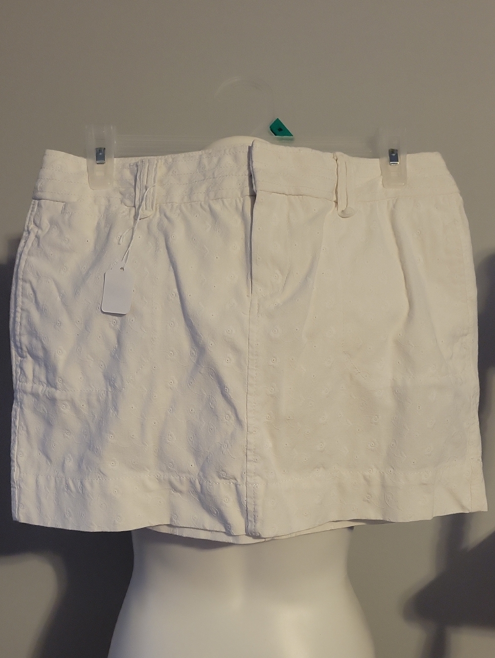 Old Navy White Eyelet Skirt. ...size 6